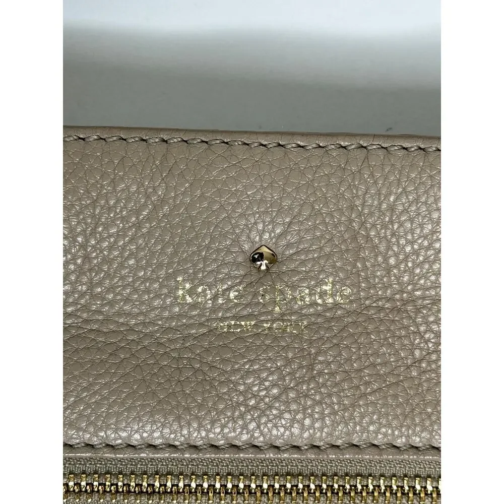 Kate Spade New York Cobble Hill Ellen Crossbody Bag Beige Cream Leather Purse